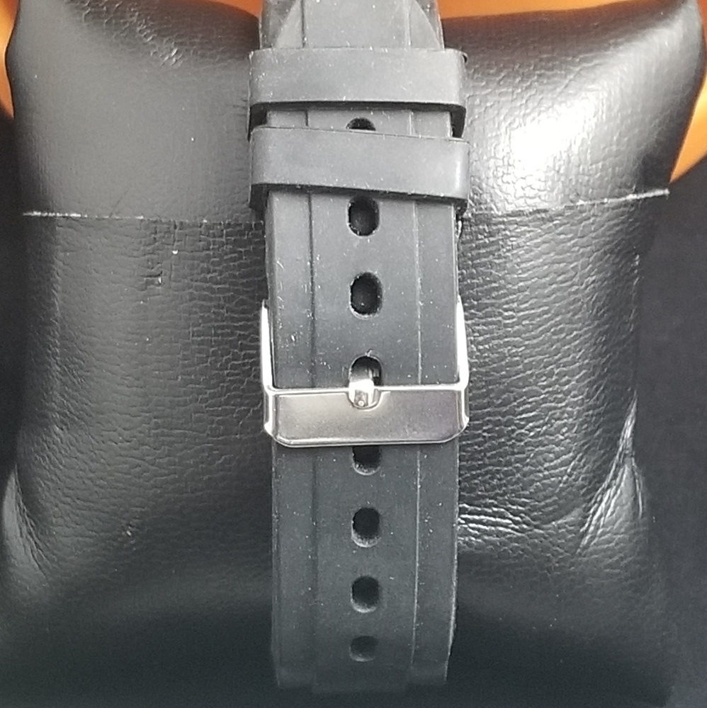 BELLA & ROSE QUARTZ WATCH - Picture 3 of 5